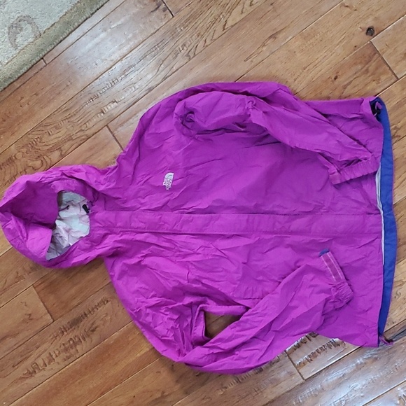The North Face Hyvent 2.5L rain jacket - Picture 1 of 10